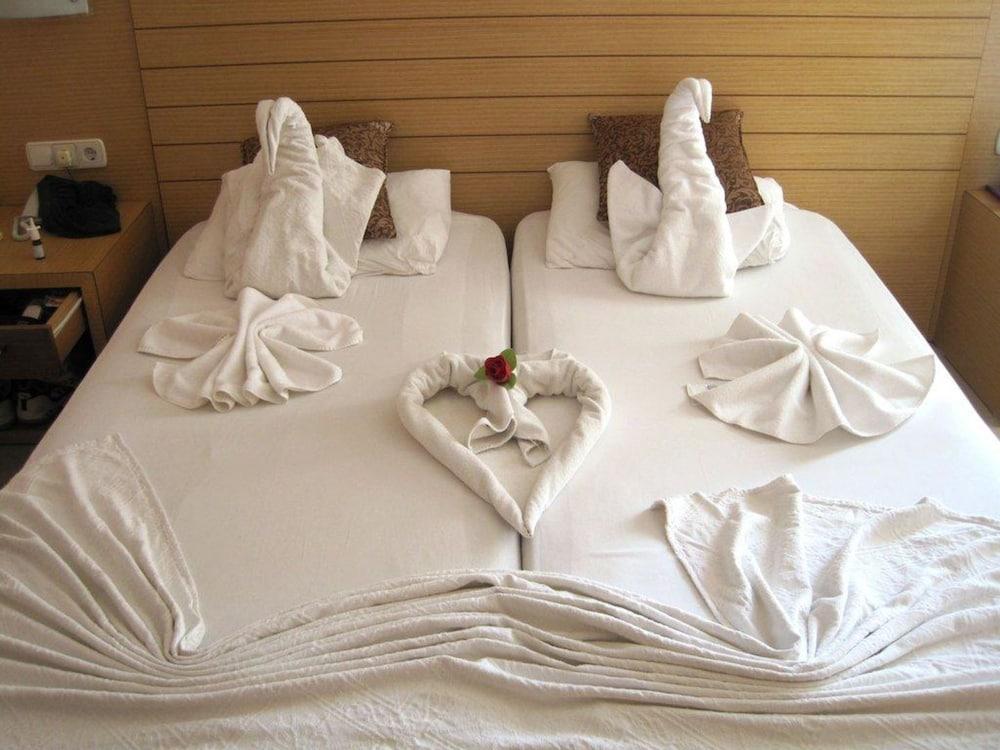 Remi Hotel Аланія Екстер'єр фото