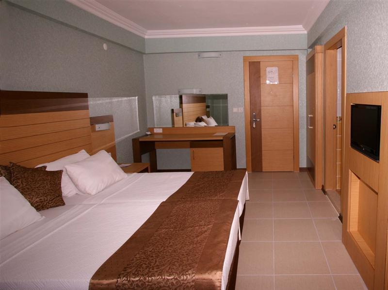 Remi Hotel Аланія Екстер'єр фото